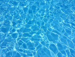 tratamiento de agua en piscinas